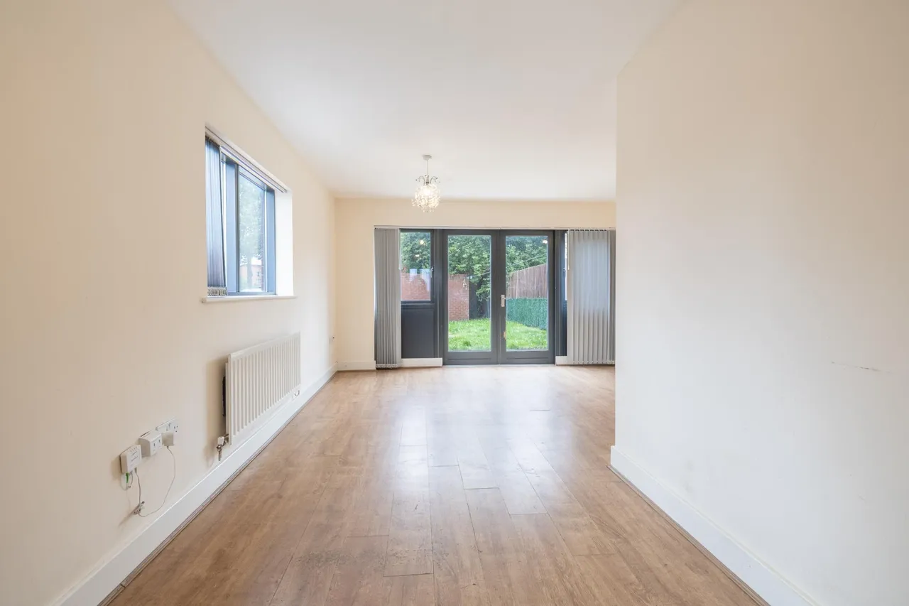 Cregoe Street, Park Central, Birmingham, B15, photo 5