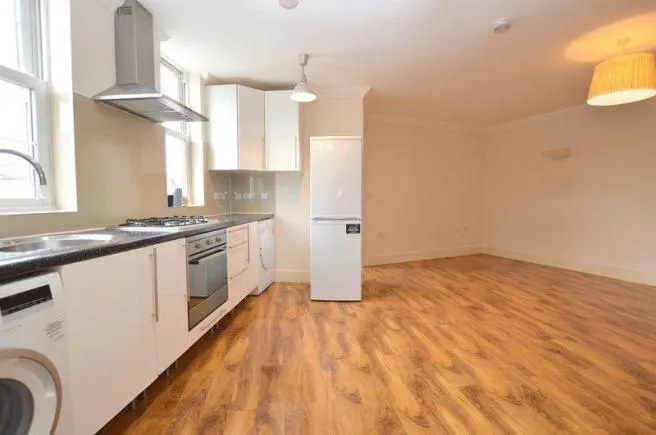 Pinner Road, North Harrow, HA1, photo 6