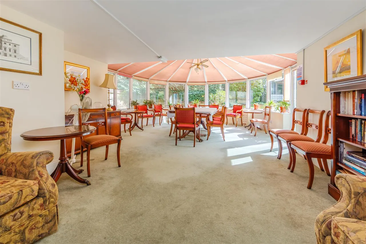 Hornsey Lane, Highgate, N6, photo 13