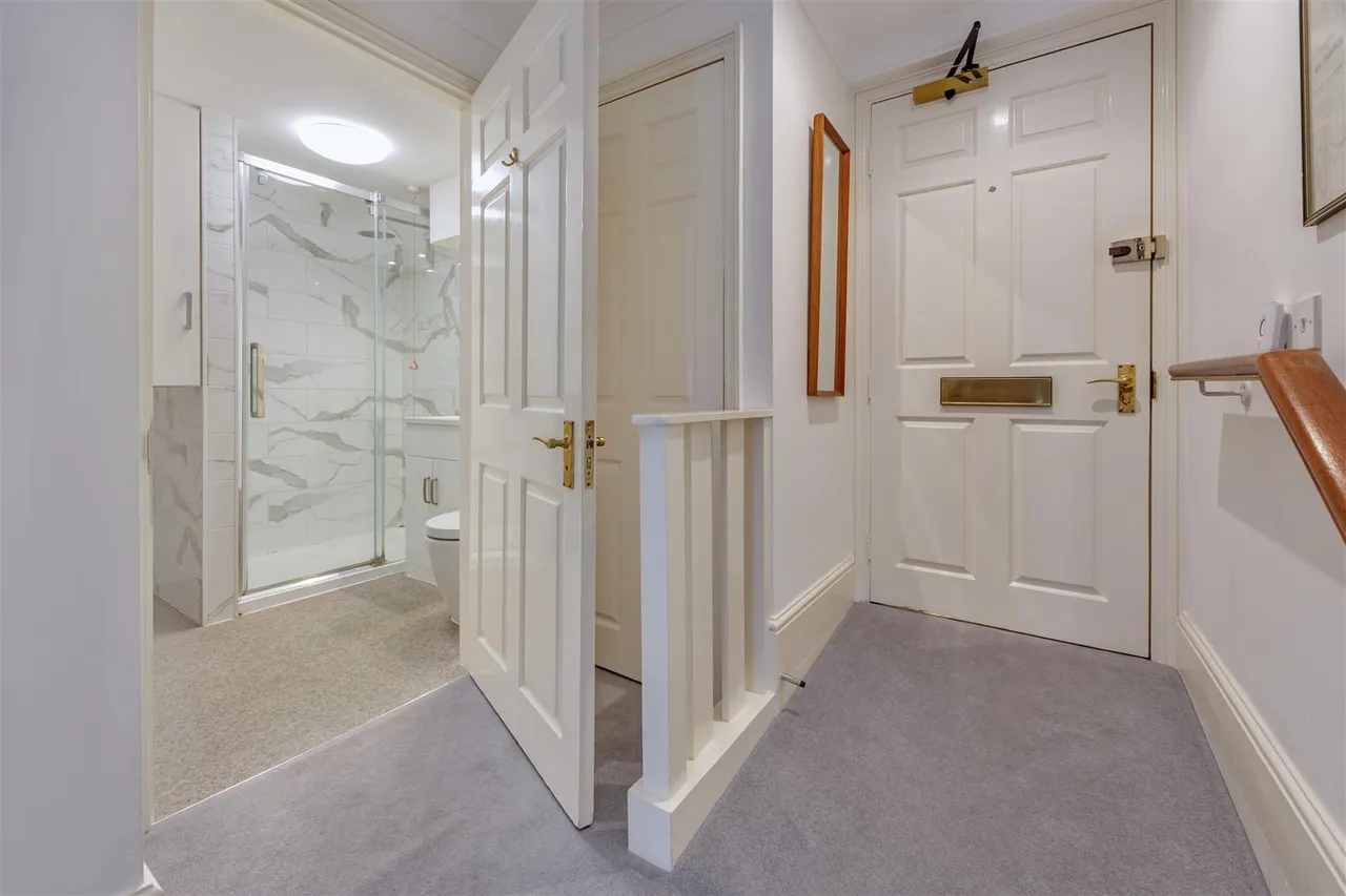 Hornsey Lane, Highgate, N6, photo 10