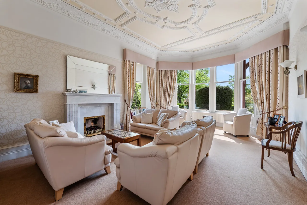 26 Sutherland Avenue, Pollokshields, G41 4HQ, photo 2