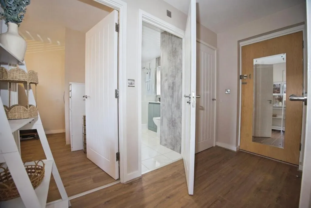 Longacres Bridgend, CF31, photo 15