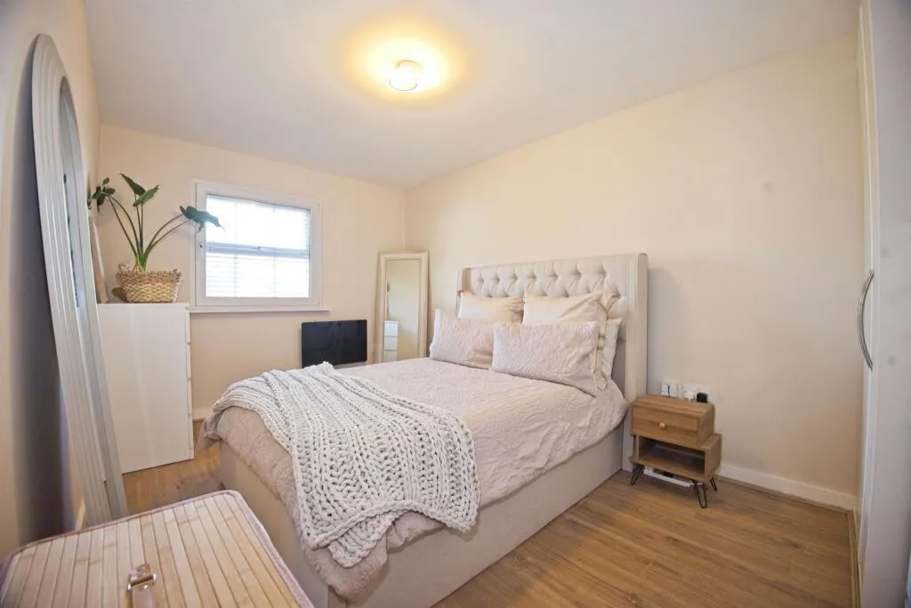 Longacres Bridgend, CF31, photo 8