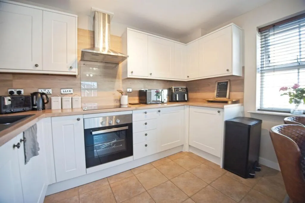 Longacres Bridgend, CF31, photo 4