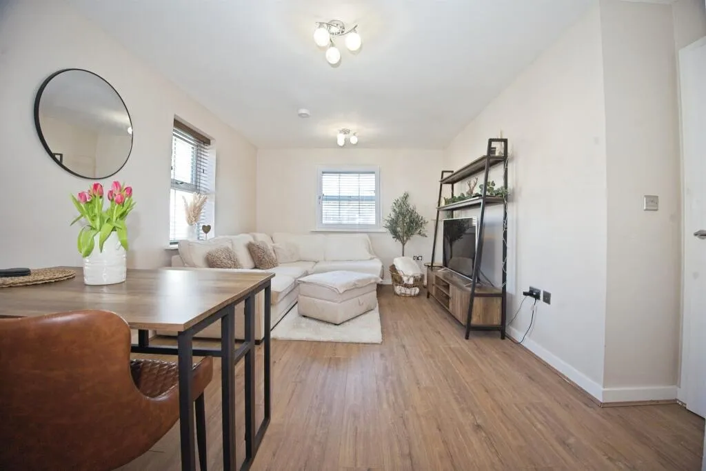Longacres Bridgend, CF31, photo 7
