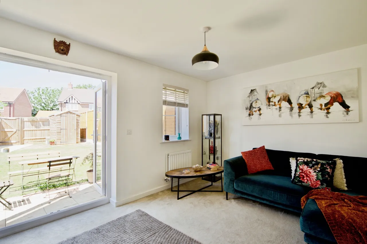 2 bed house for sale, Aspen Road, Cheshunt, EN7