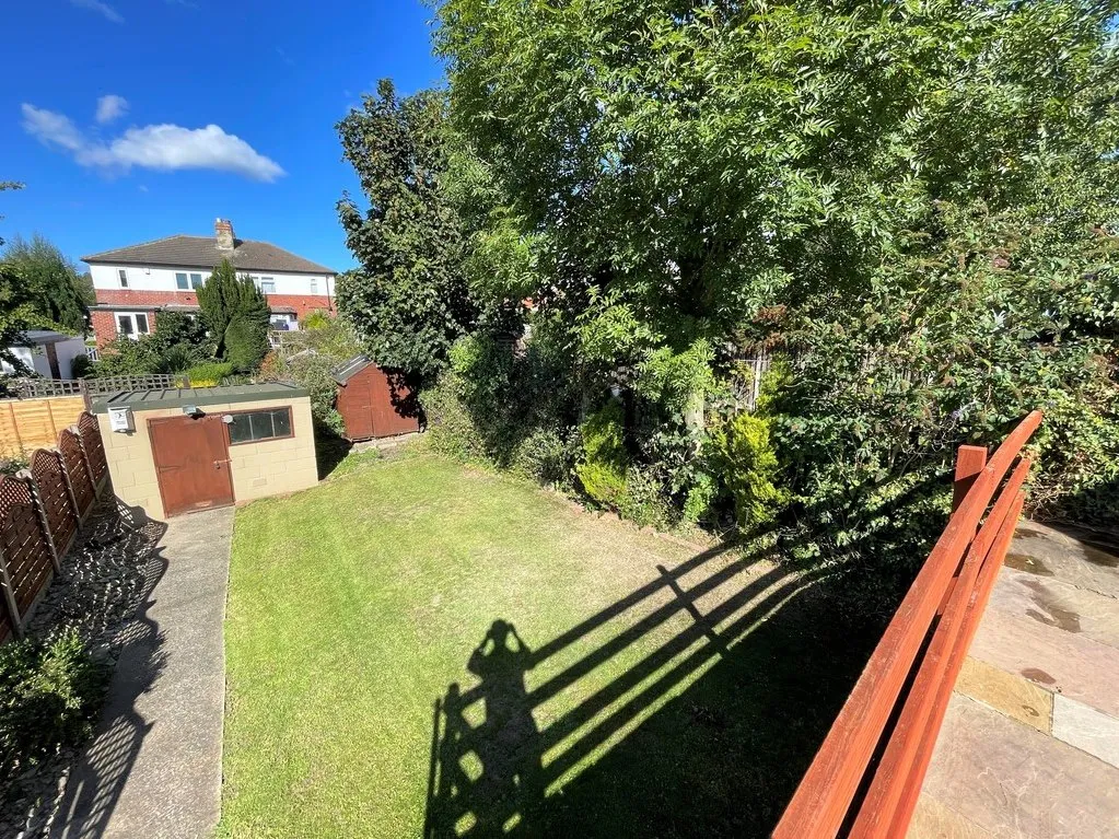 Leeds Old Road, Heckmondwike WF16 9AG, photo 10