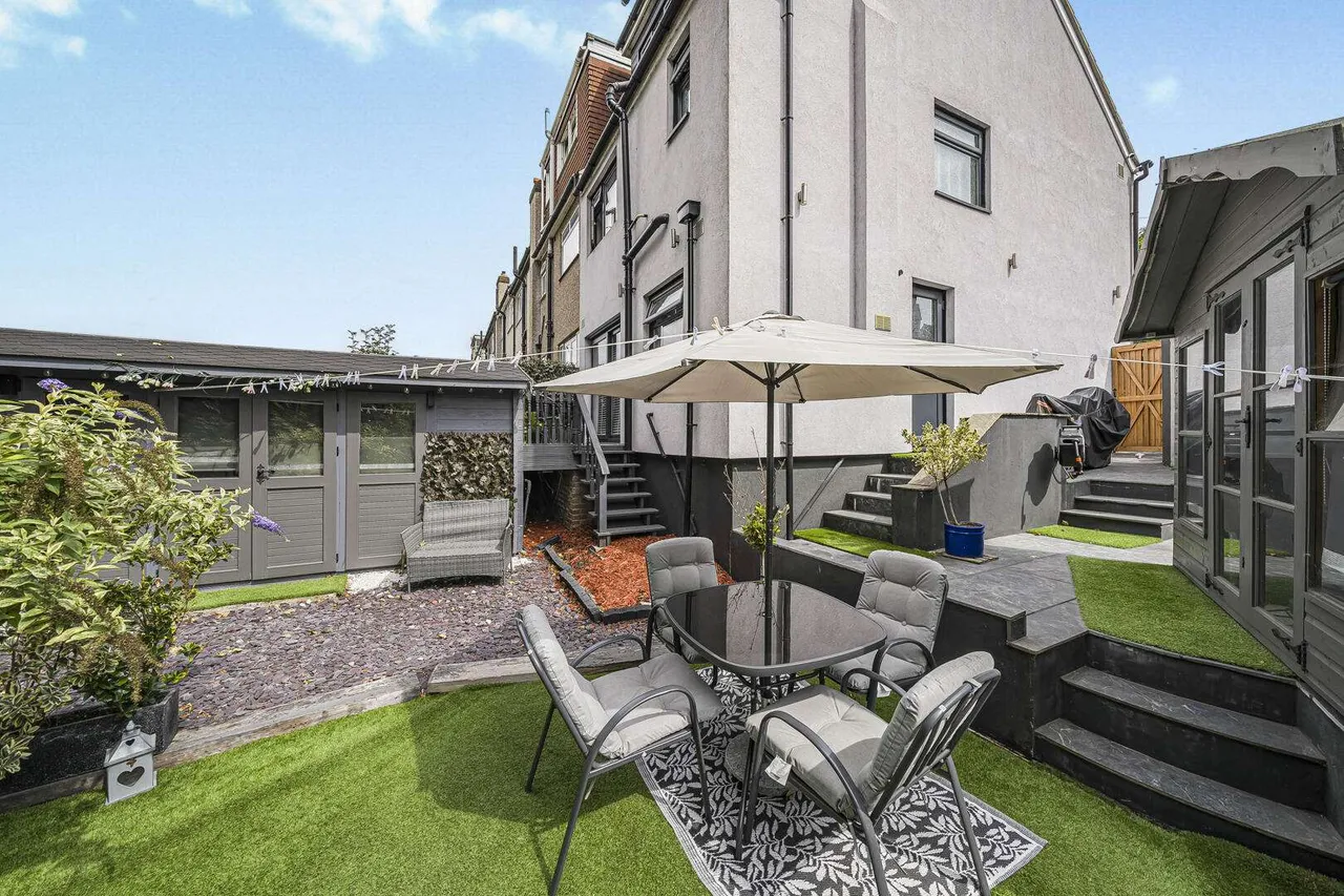 Berkeley Crescent, Dartford, DA1, photo 14