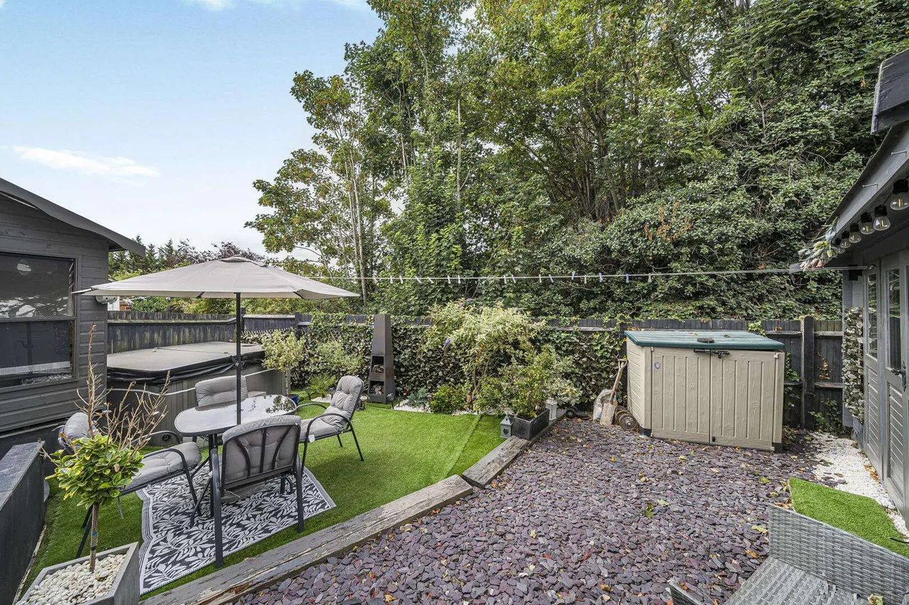 Berkeley Crescent, Dartford, DA1, photo 13