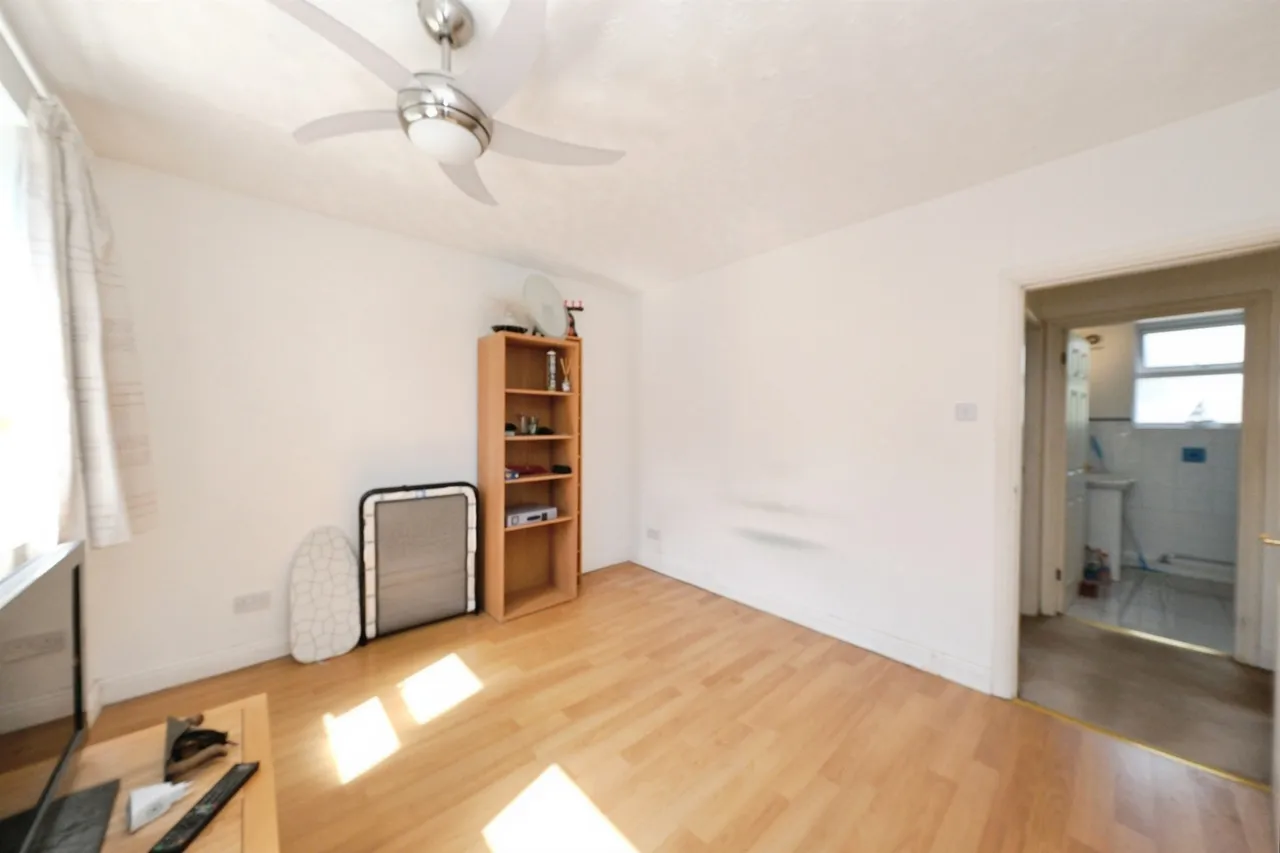 Alma Street, Melbourne, DE73, photo 6