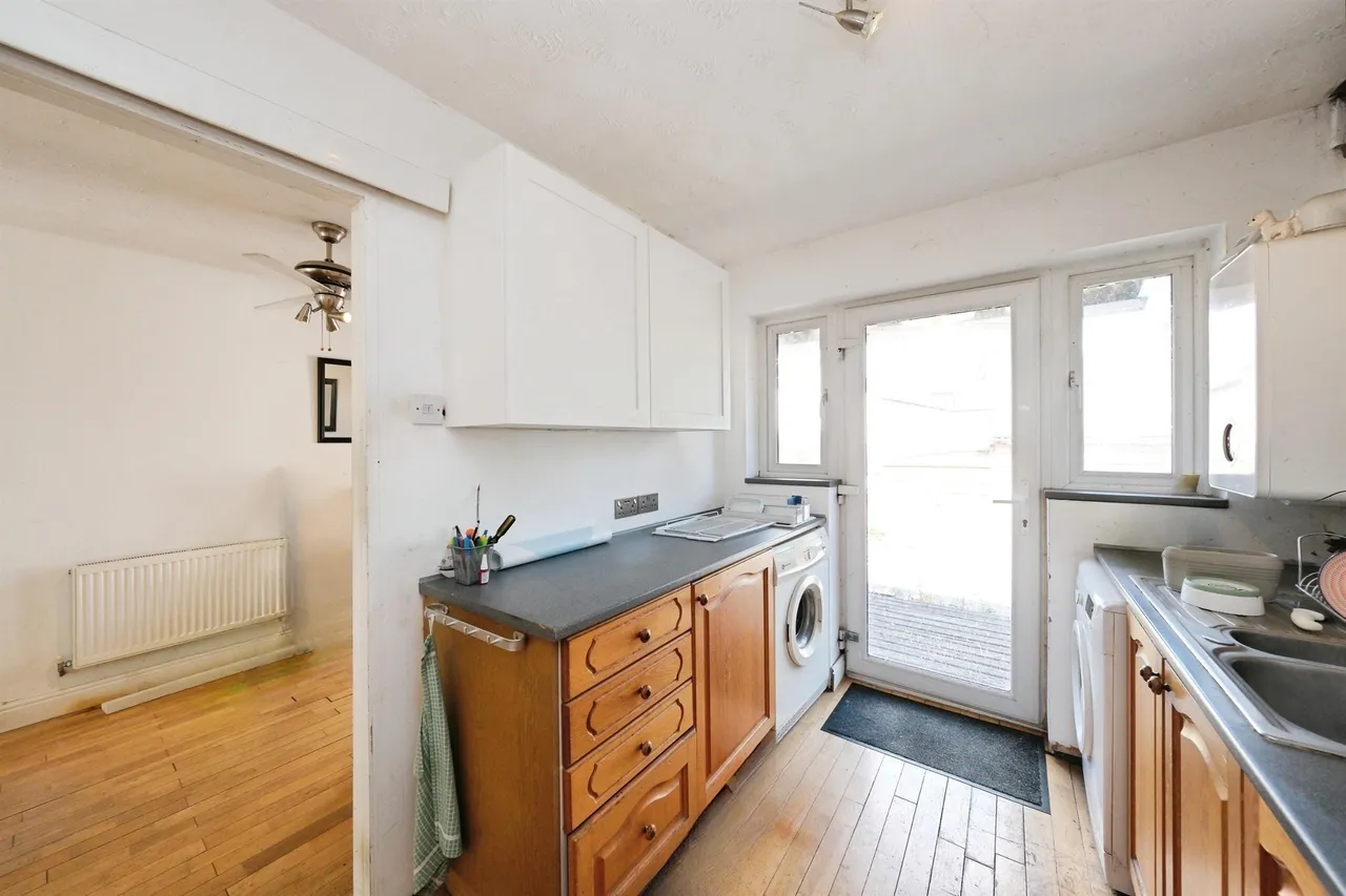 Alma Street, Melbourne, DE73, photo 15