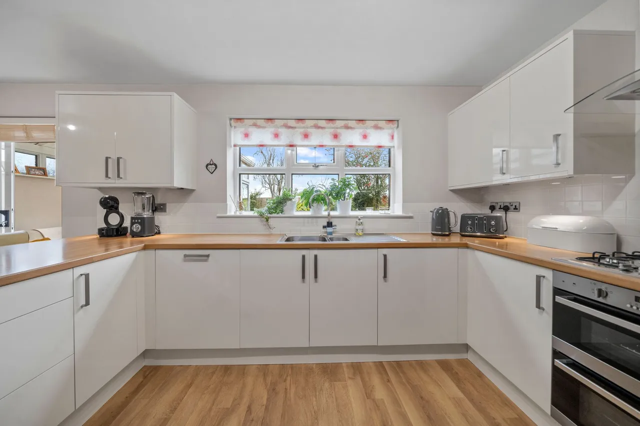 Evesham Close, Leigh, Leigh, WN7 3NX, photo 7
