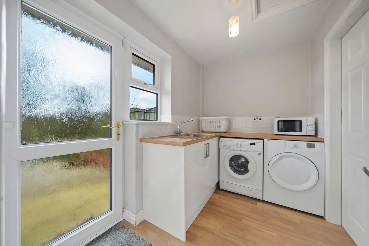 Evesham Close, Leigh, Leigh, WN7 3NX, photo 12