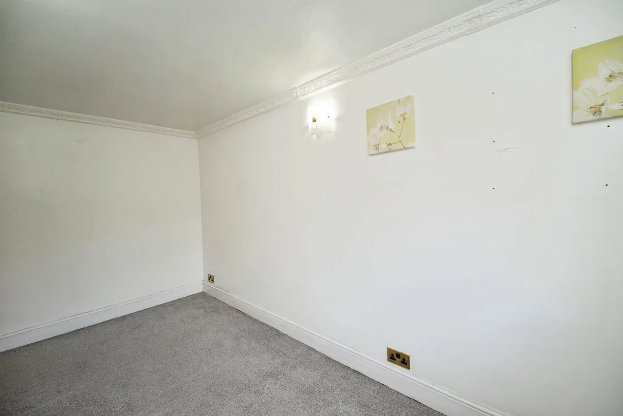 Whitehill Road, Halifax, West Yorkshire, HX2, photo 18