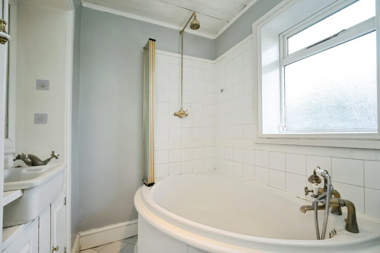 Whitehill Road, Halifax, West Yorkshire, HX2, photo 5