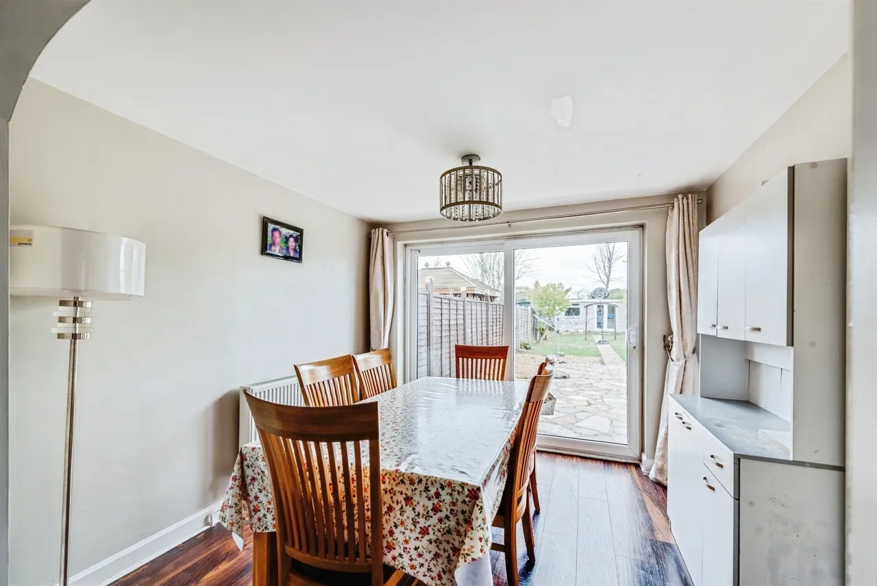 Richmond Road, Swindon, SN2, photo 8