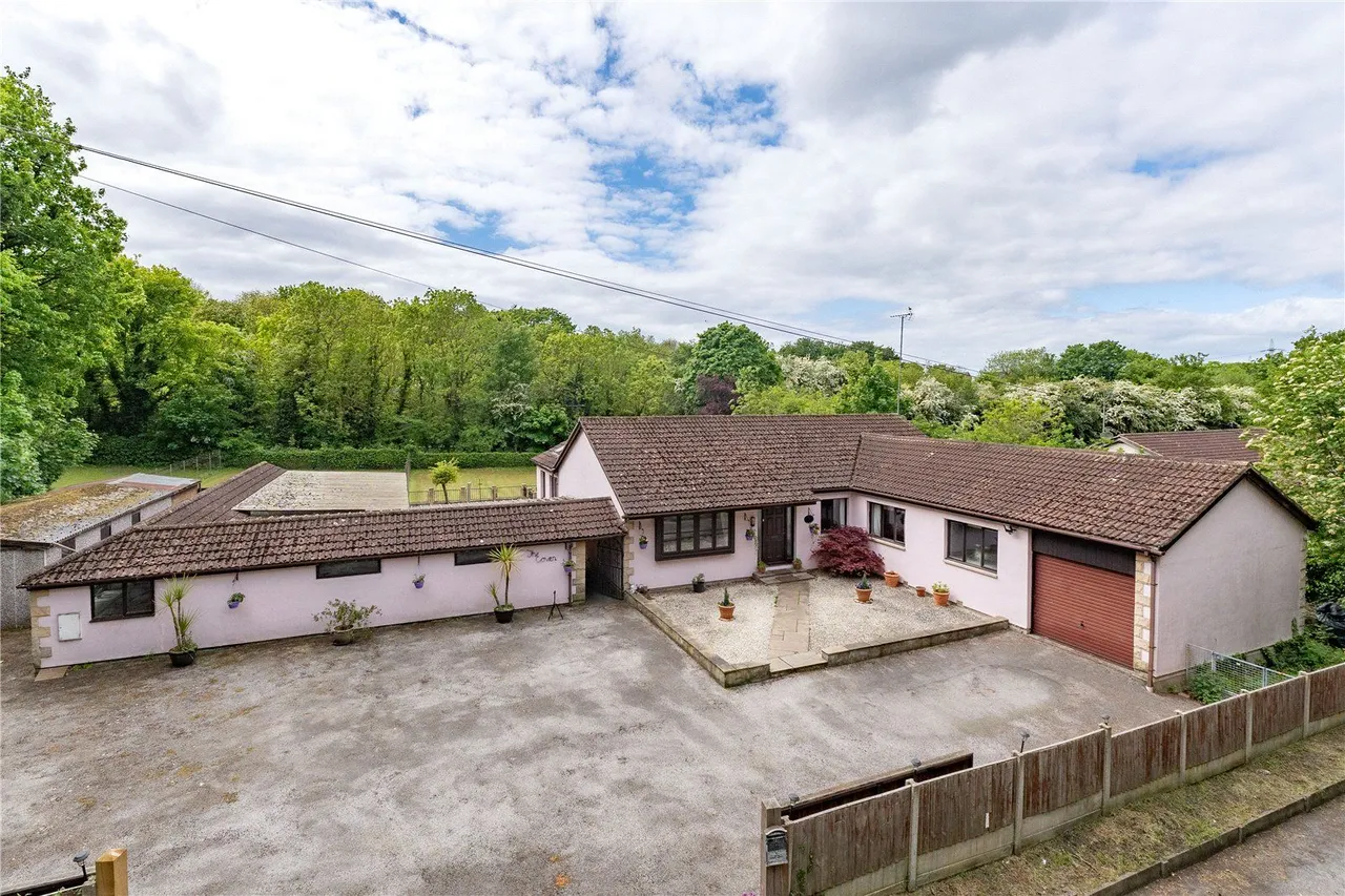 North Road, Brotherton, WF11, photo 12