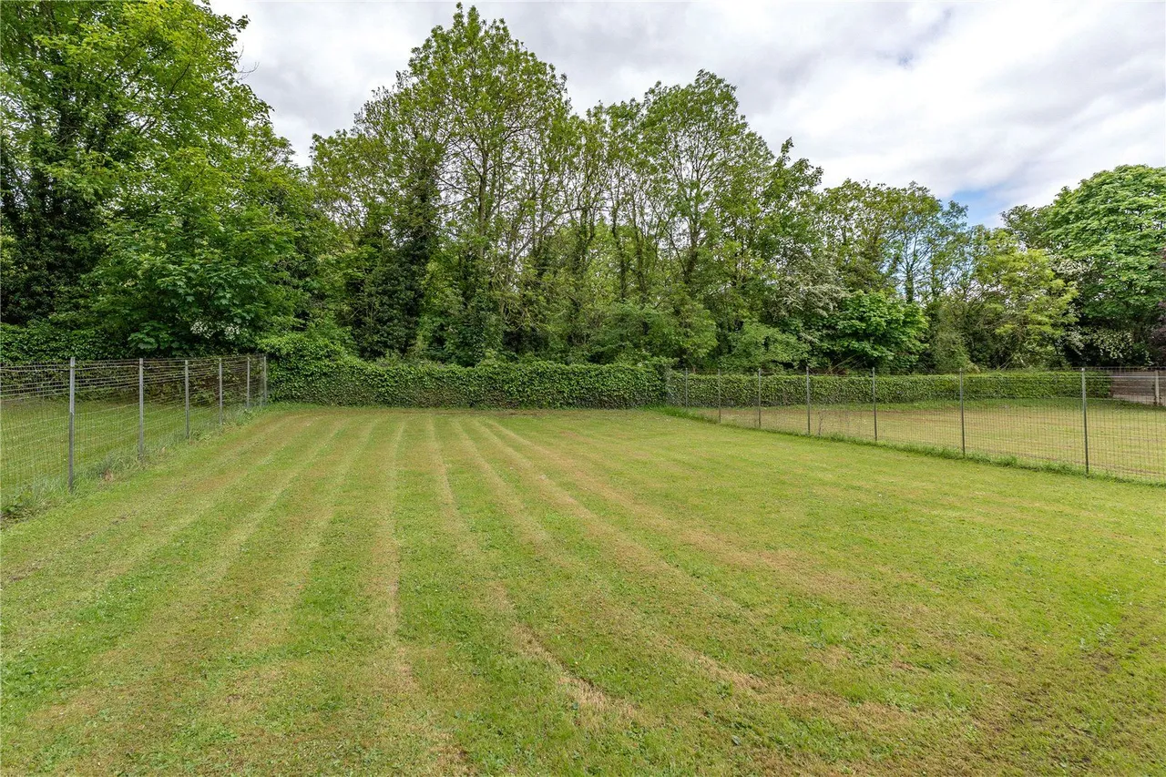 North Road, Brotherton, WF11, photo 20