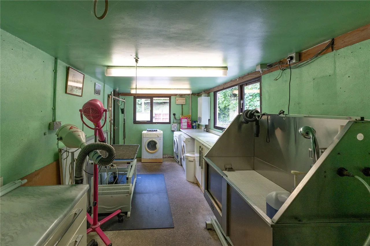 North Road, Brotherton, WF11, photo 24