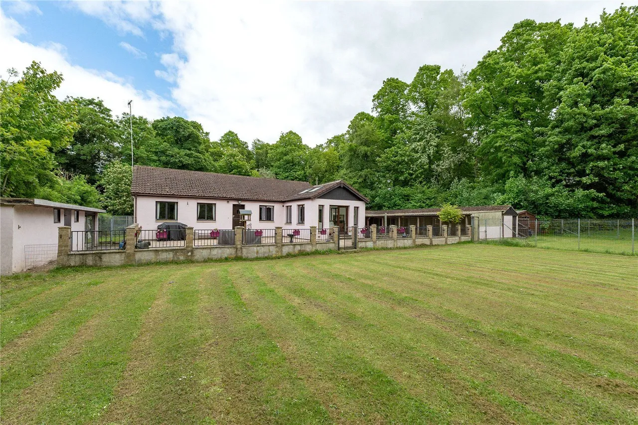 North Road, Brotherton, WF11, photo 21