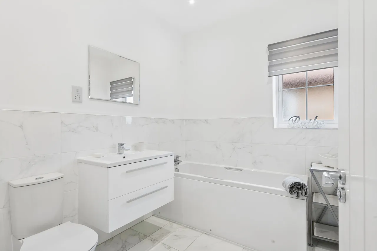 Greenacres Park, Storrington, RH20, photo 10