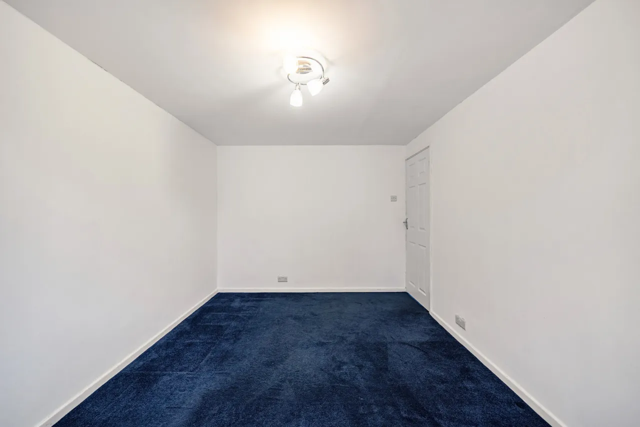 Bower Close, Northolt, UB5, photo 20