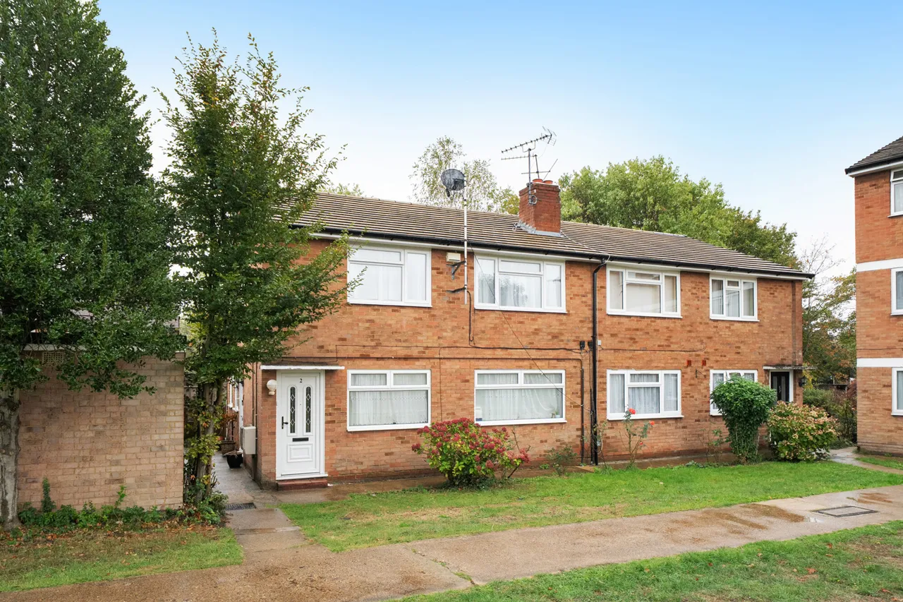 Bower Close, Northolt, UB5, photo 22