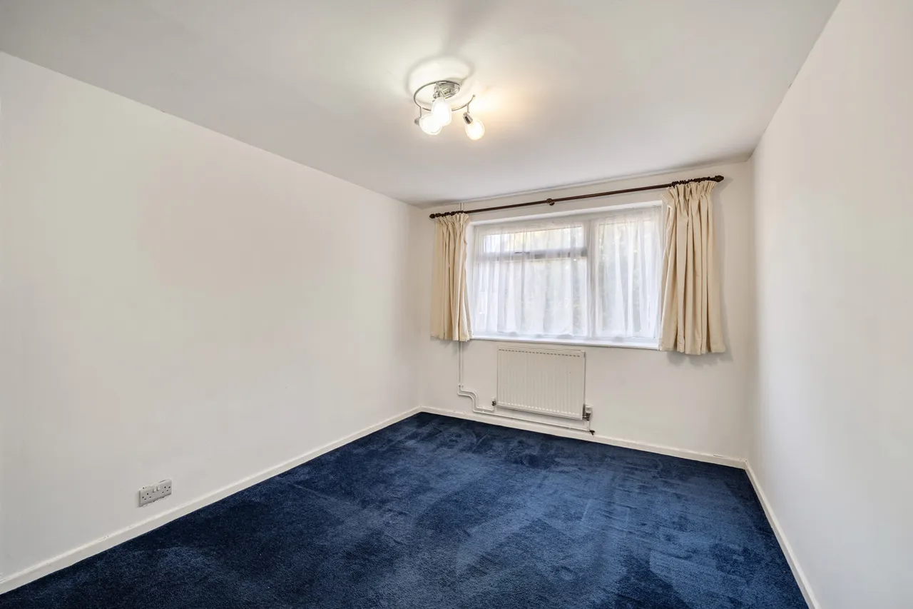 Bower Close, Northolt, UB5, photo 21