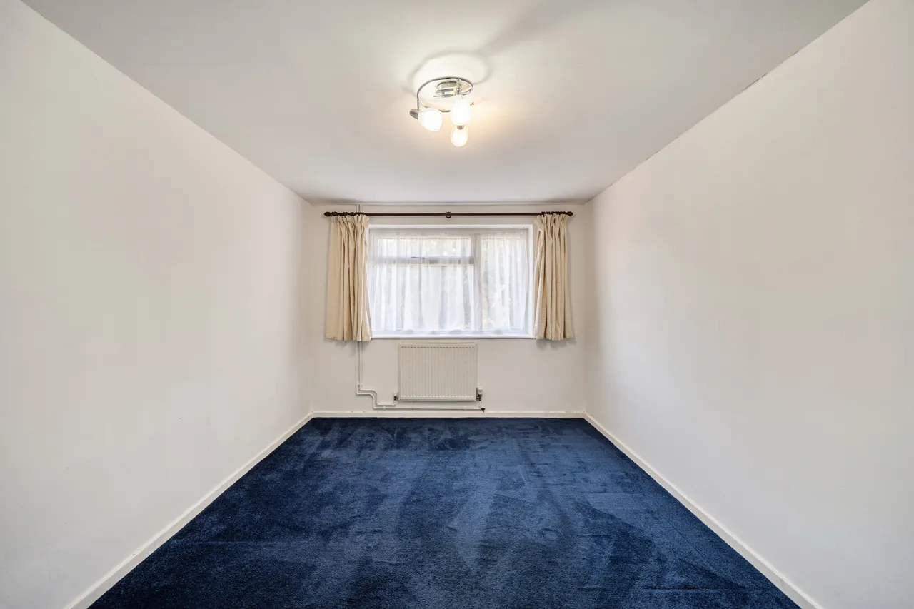 Bower Close, Northolt, UB5, photo 4