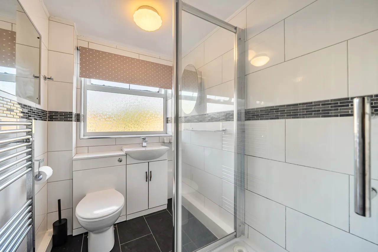 Bower Close, Northolt, UB5, photo 9