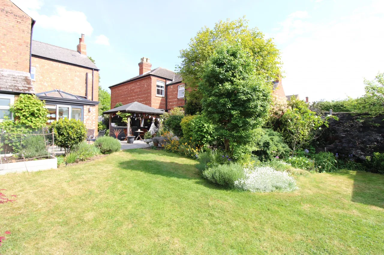 Victoria Avenue, Sleaford, NG34, photo 19
