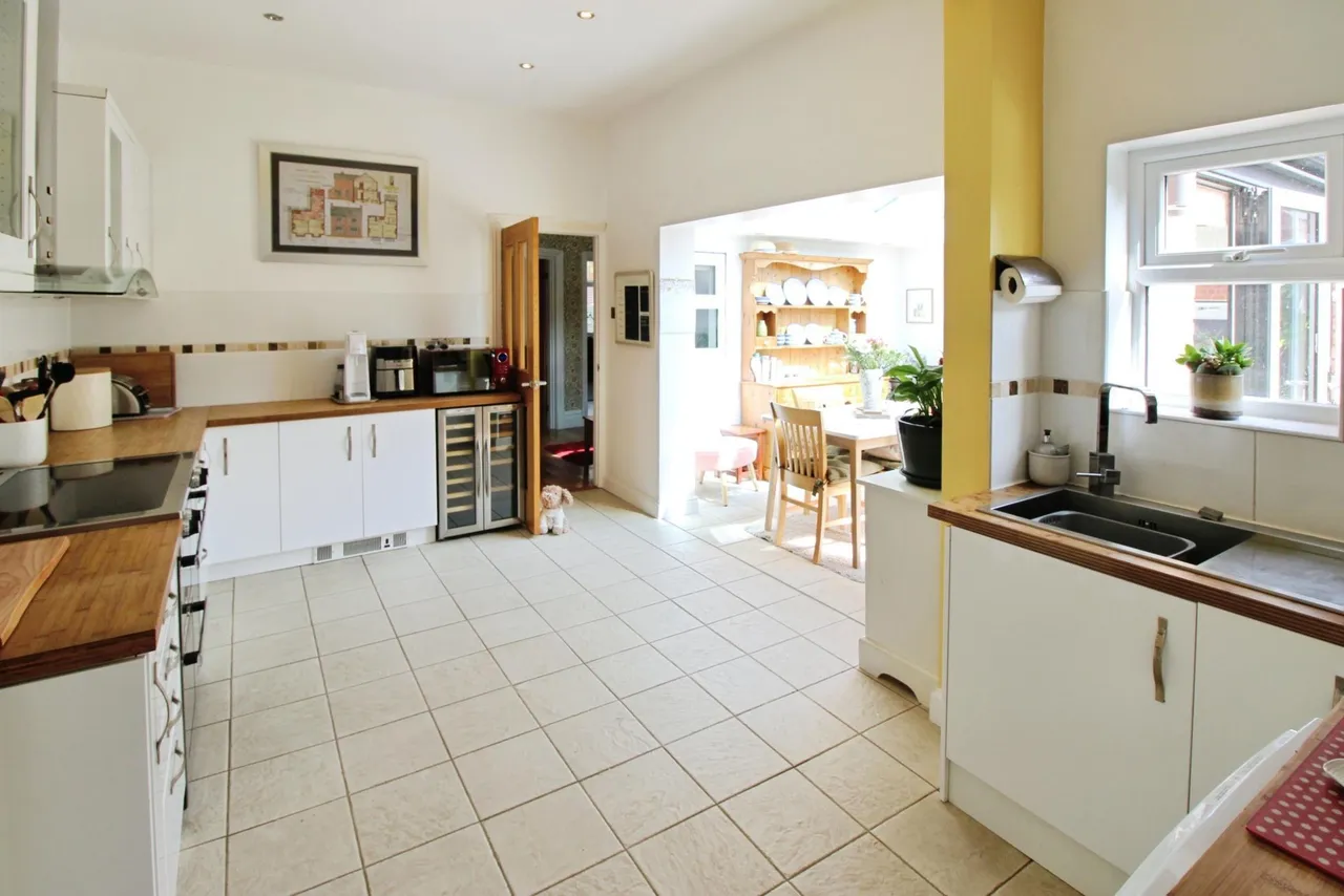 Victoria Avenue, Sleaford, NG34, photo 5
