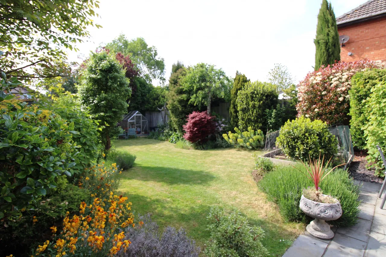 Victoria Avenue, Sleaford, NG34, photo 22