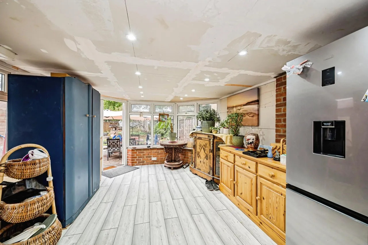 Wendover Road, Aylesbury, HP22, photo 6
