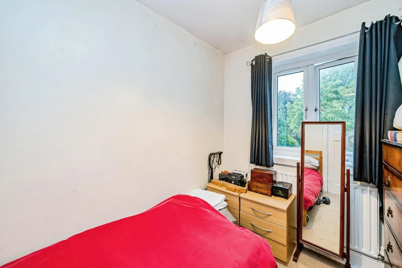Wendover Road, Aylesbury, HP22, photo 15