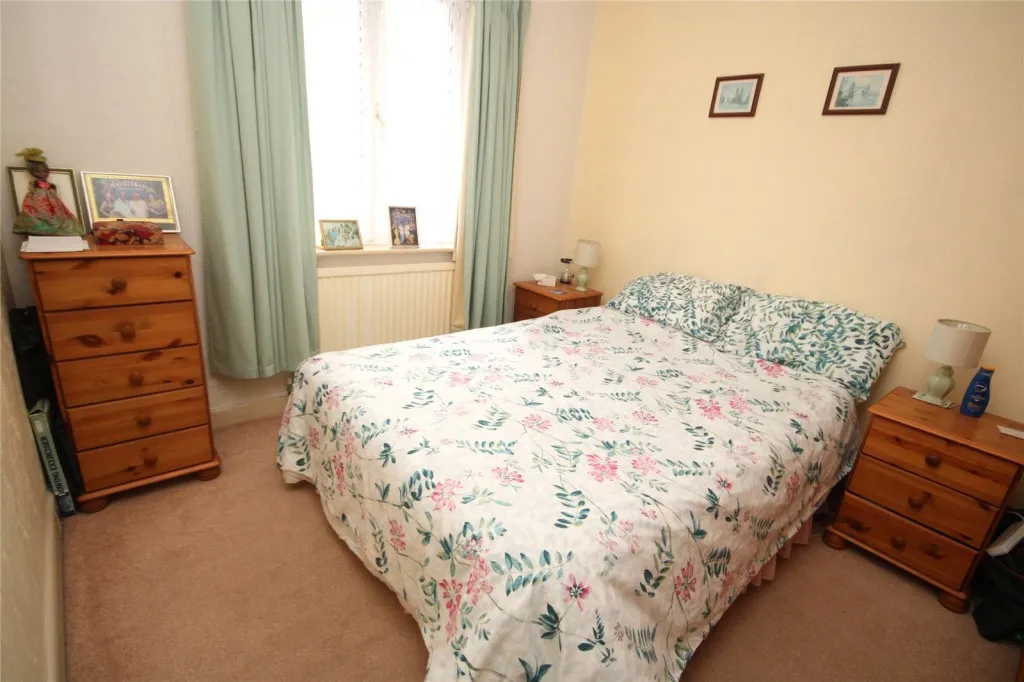 New Milton, Hampshire, photo 9