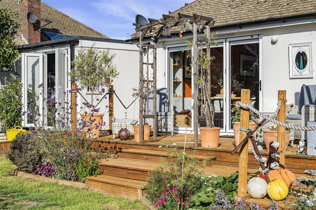 Kingston Avenue, Seaford, photo 27
