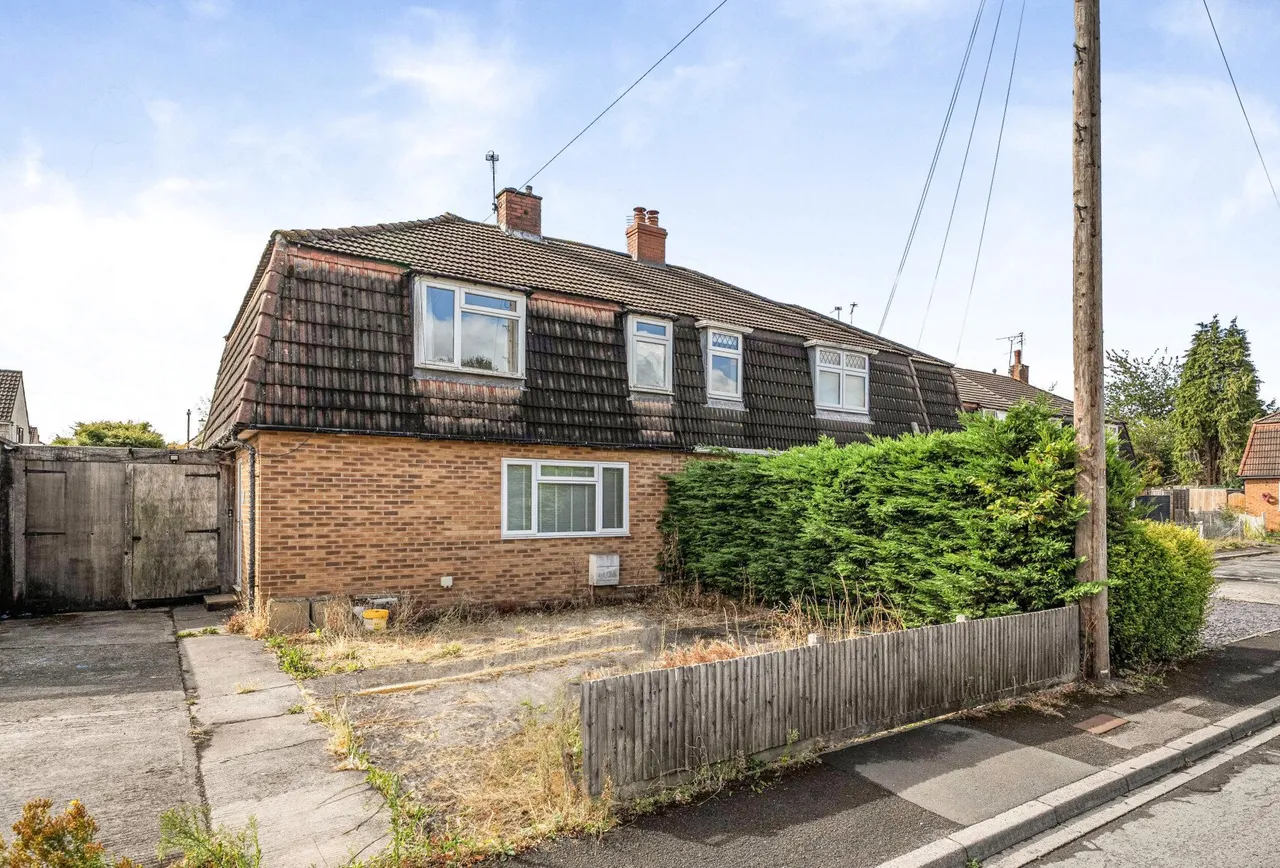 4 bed house for sale — Mount Crescent, Gloucestershire, Winterbourne, BS36 1HL