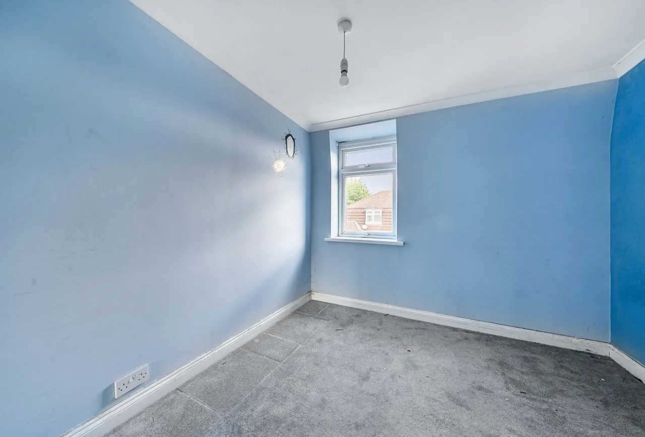 Mount Crescent, Gloucestershire, Winterbourne, BS36 1HL, photo 12