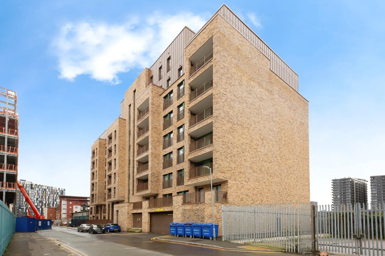 2 bed flat for sale — Waterhouse Apartments, 14 Worrall Street, Salford, Greater Manchester, M5