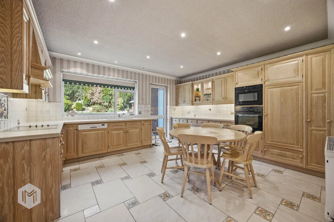 Northwold Drive, Bolton, BL1 5BH, photo 16