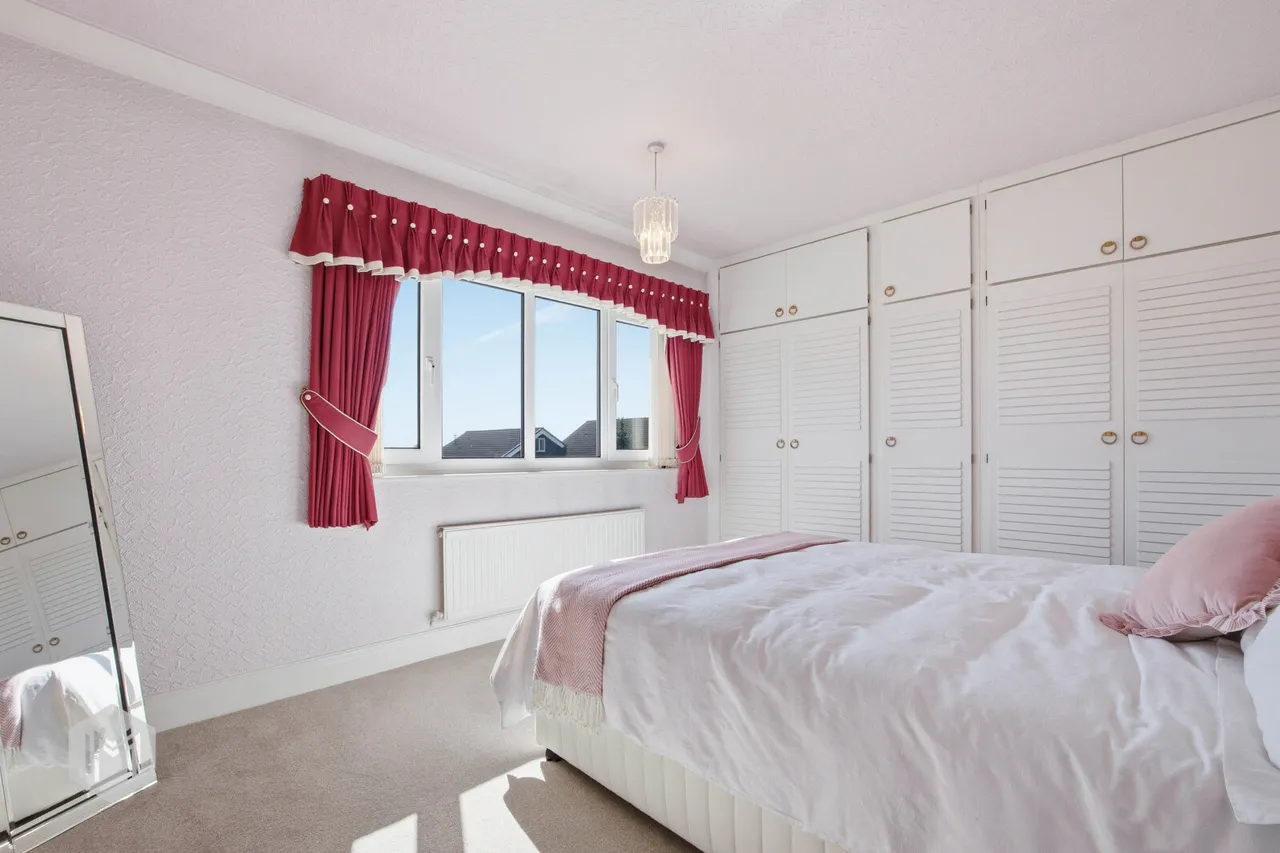 Northwold Drive, Bolton, BL1 5BH, photo 29