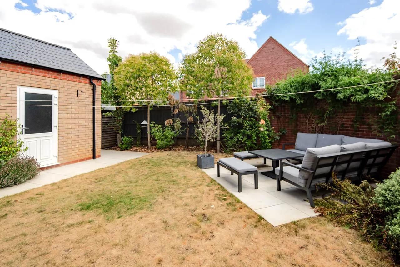 Croxton Square, Bicester, photo 26