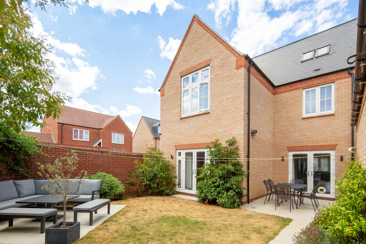 Croxton Square, Bicester, photo 27