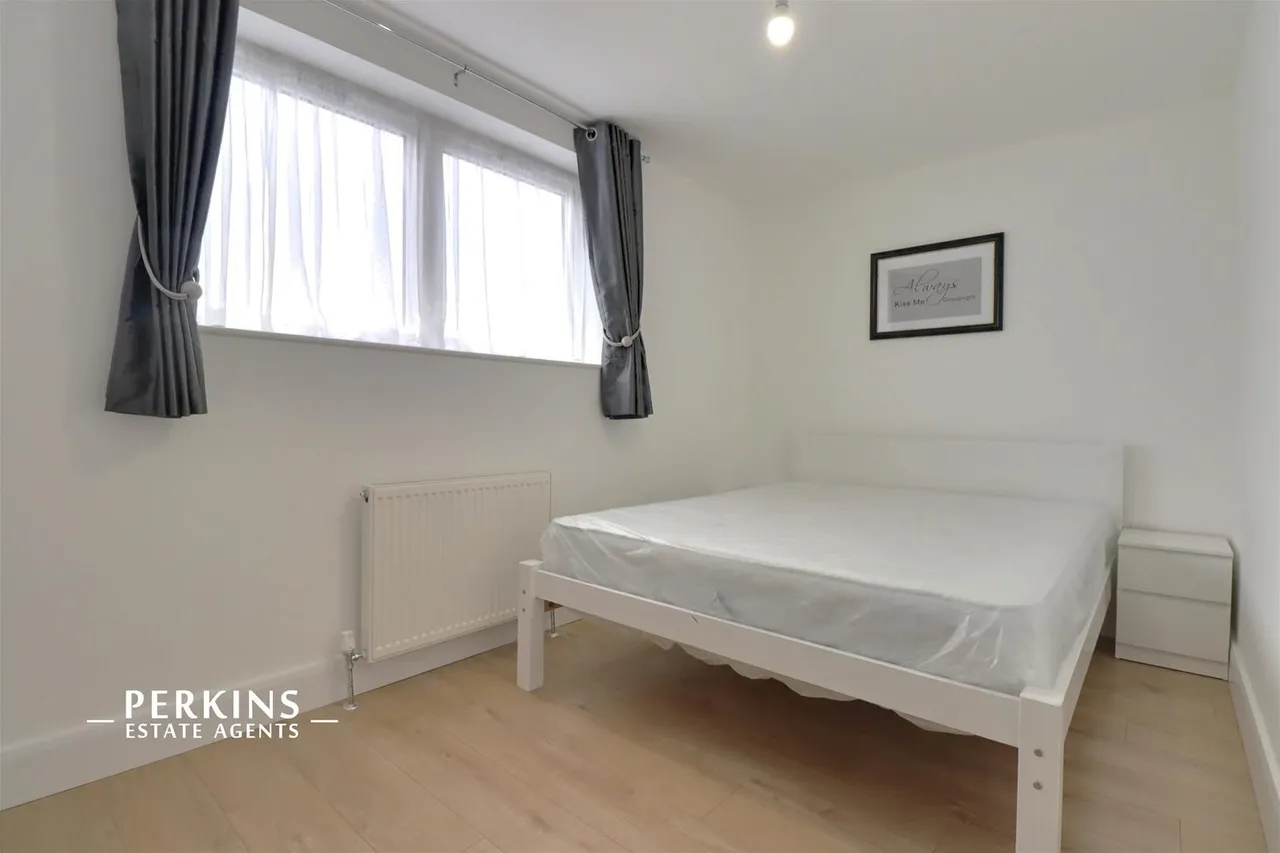 Crawford Avenue, Wembley, HA0, photo 4