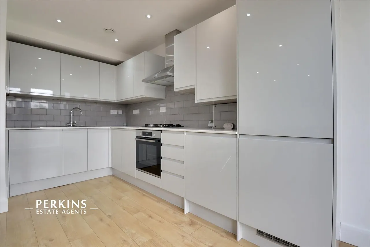 Crawford Avenue, Wembley, HA0, photo 2