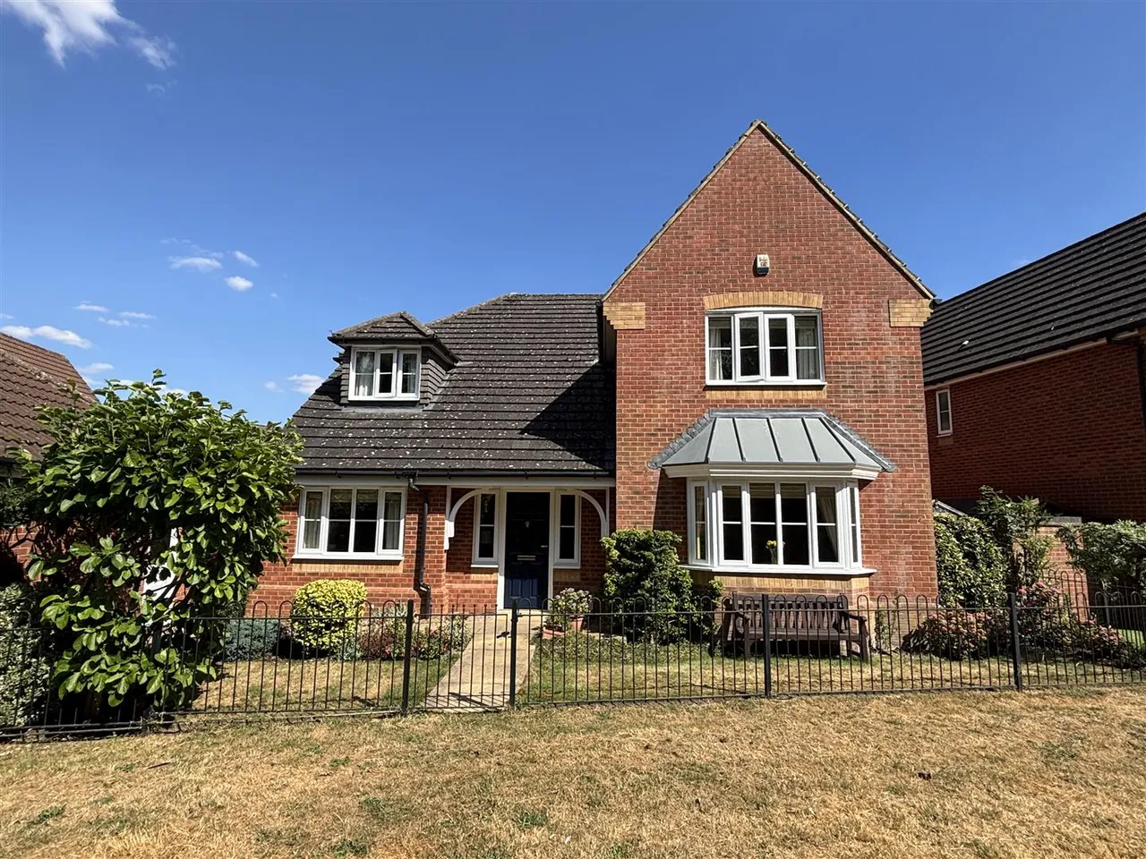 5 bed house for sale, Fruitfields Close, Devizes, SN10