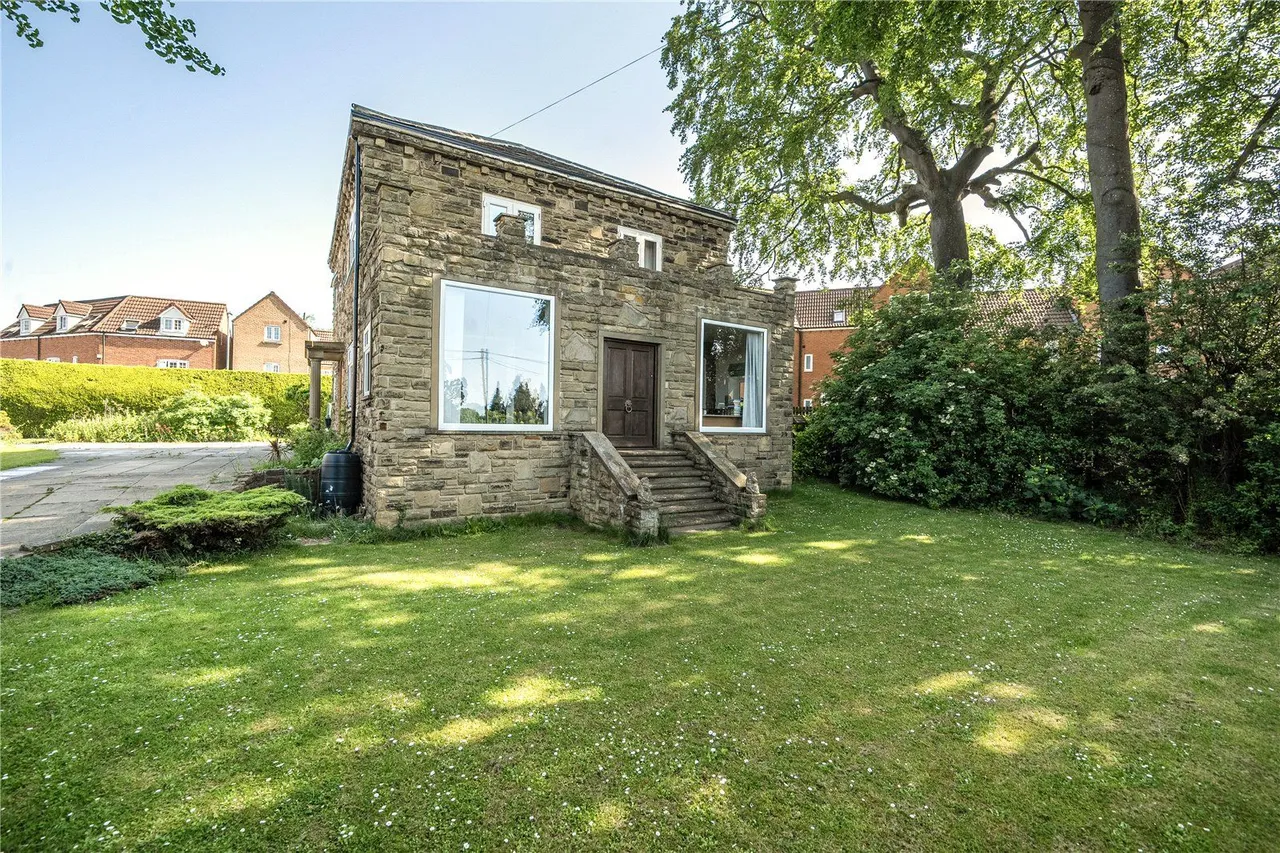 Selby Road, Garforth, LS25, photo 23