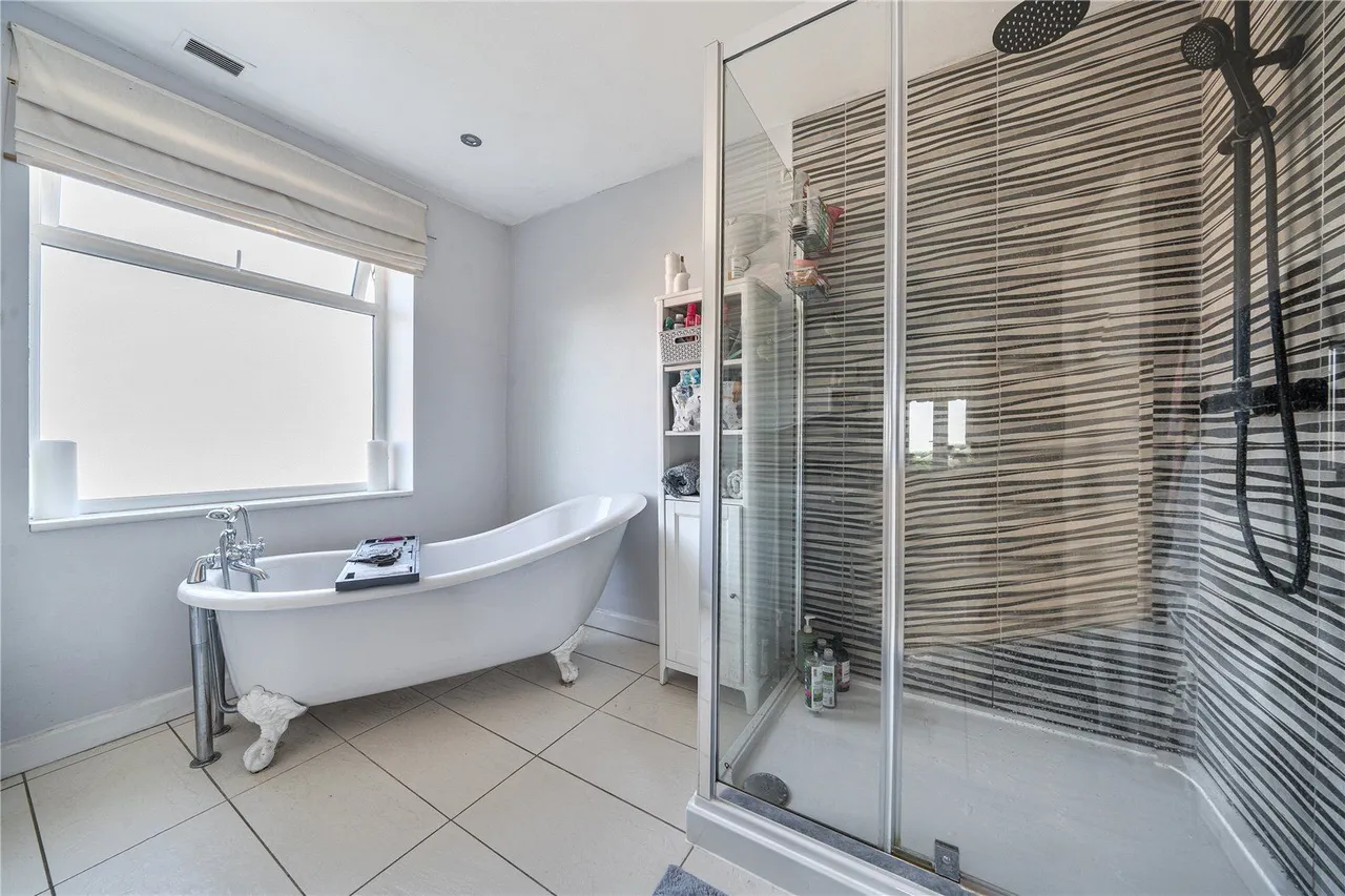 Selby Road, Garforth, LS25, photo 5