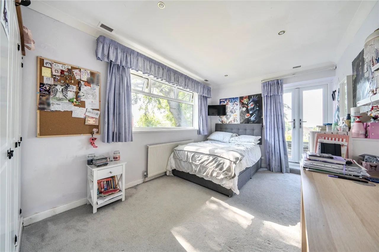 Selby Road, Garforth, LS25, photo 7